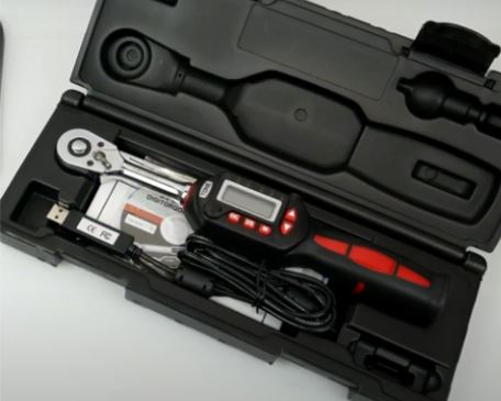 เครื่องมือวัด ประแจปอนด์ ประแจทอร์ค digital torque wrench สอบเทียบเครื่องมือวัด calibration laboratory