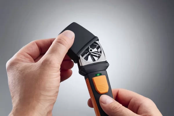 testo 410i Vane anemometer operated with smartphone